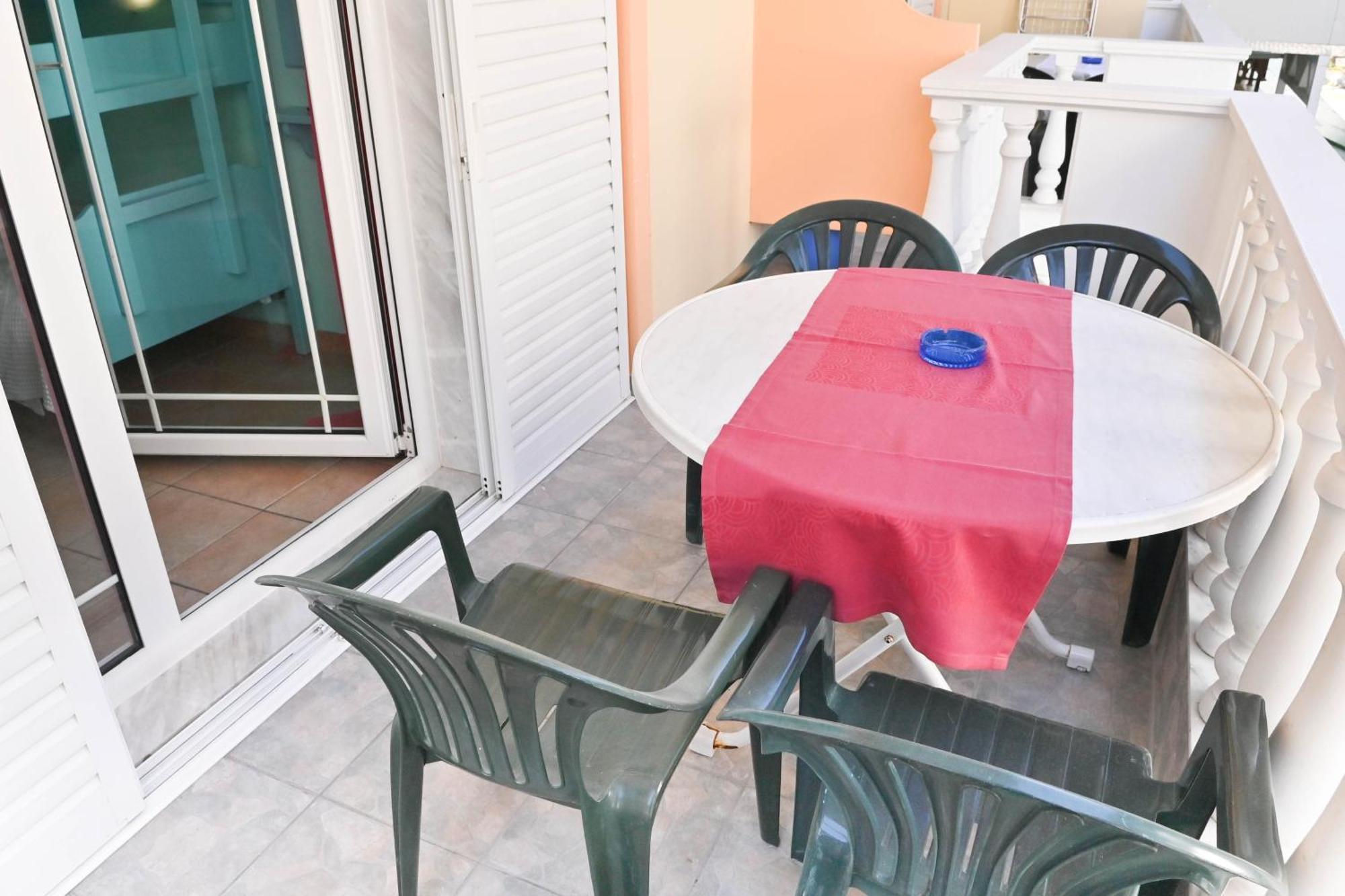 Apartamento El Greco Nei Pori Habitación foto