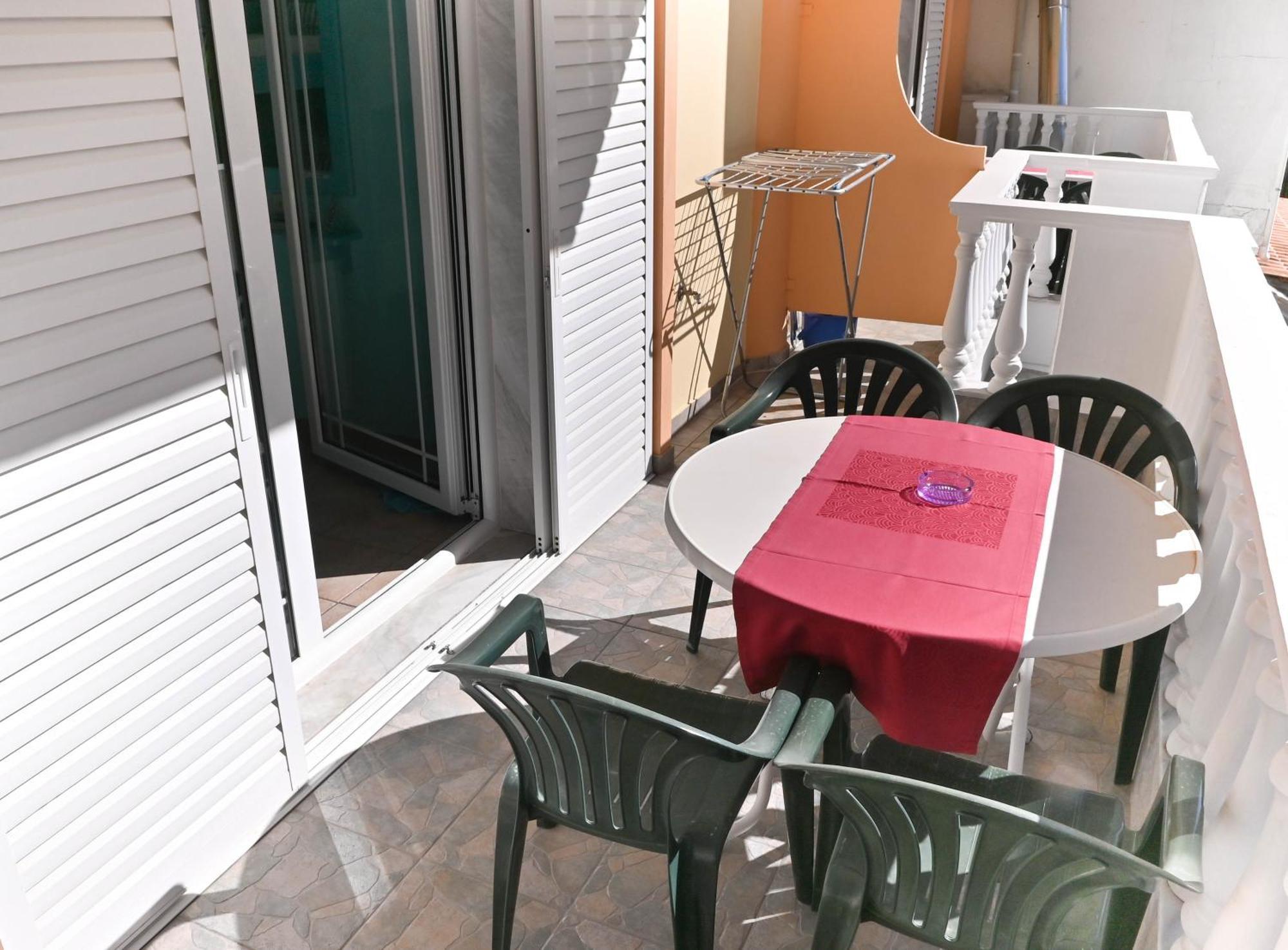 Apartamento El Greco Nei Pori Habitación foto